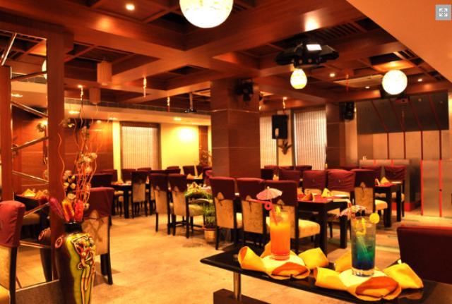 Hotel Dayal International, 잠셰드푸르 외부 사진